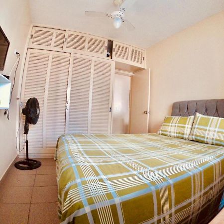 Apartamento Pe Na Areia Guarujaアパートメント エクステリア 写真
